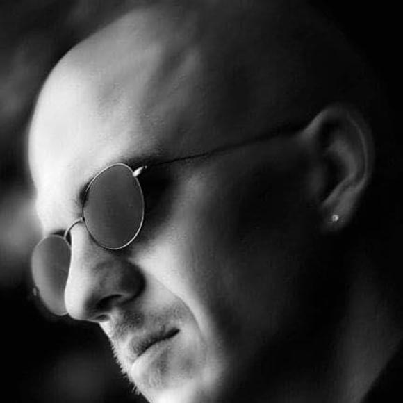 Meet your Posher, Keith - Picture 1 of 1